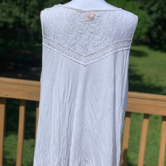 ModCloth - White Tank - 3X - Picture 3 of 3